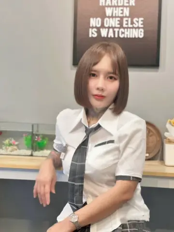 แนนนี่ ไซด์ไลน์ รัตนาธิเบศร์