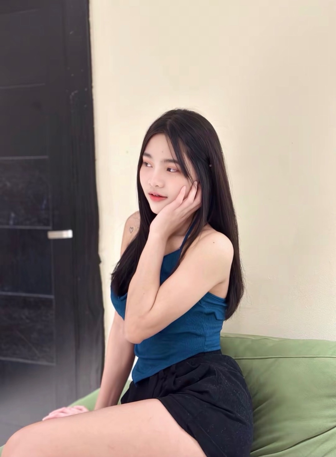 Sky เขตดินแดง