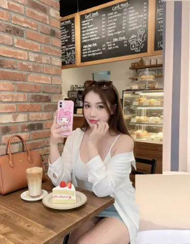 Nini profile photo in Bueng Kum