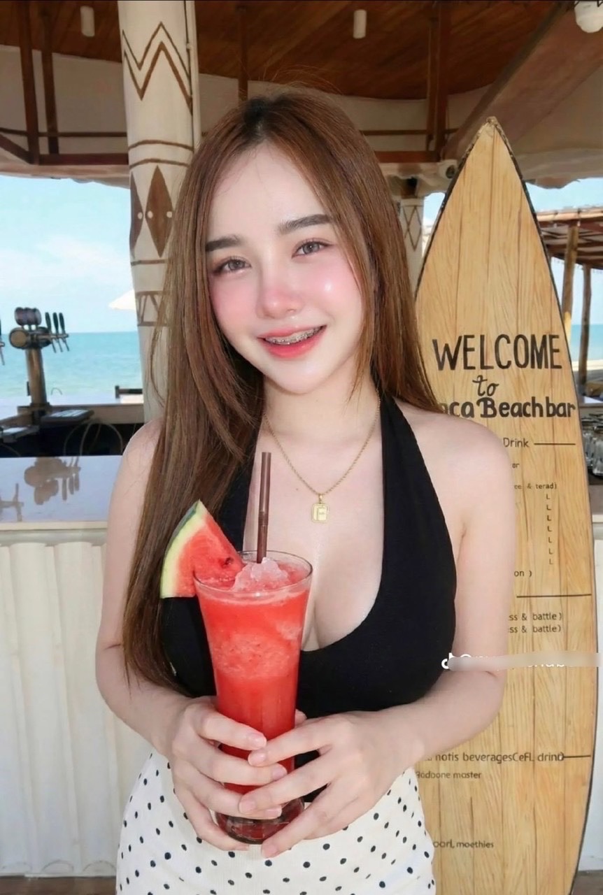 ใบเตย เขตดินแดง