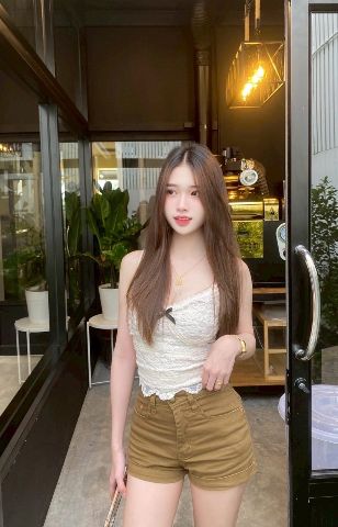 ลูกพีช ไซด์ไลน์ รัชดา17