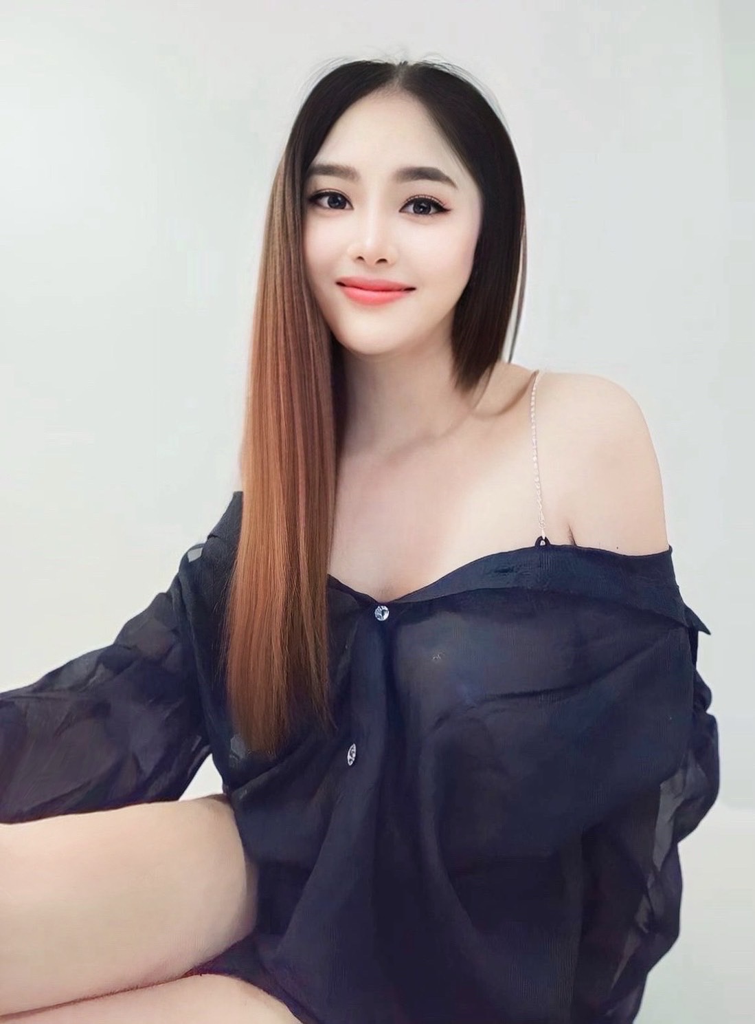 มอลลี่ เขตจอมทอง