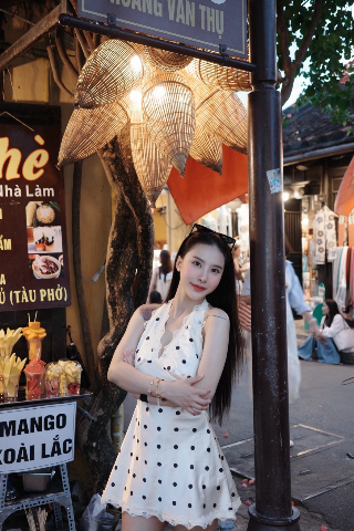 ชมพู่ (นางแบบพริตตี้) ไซด์ไลน์ เพชรเกษม57