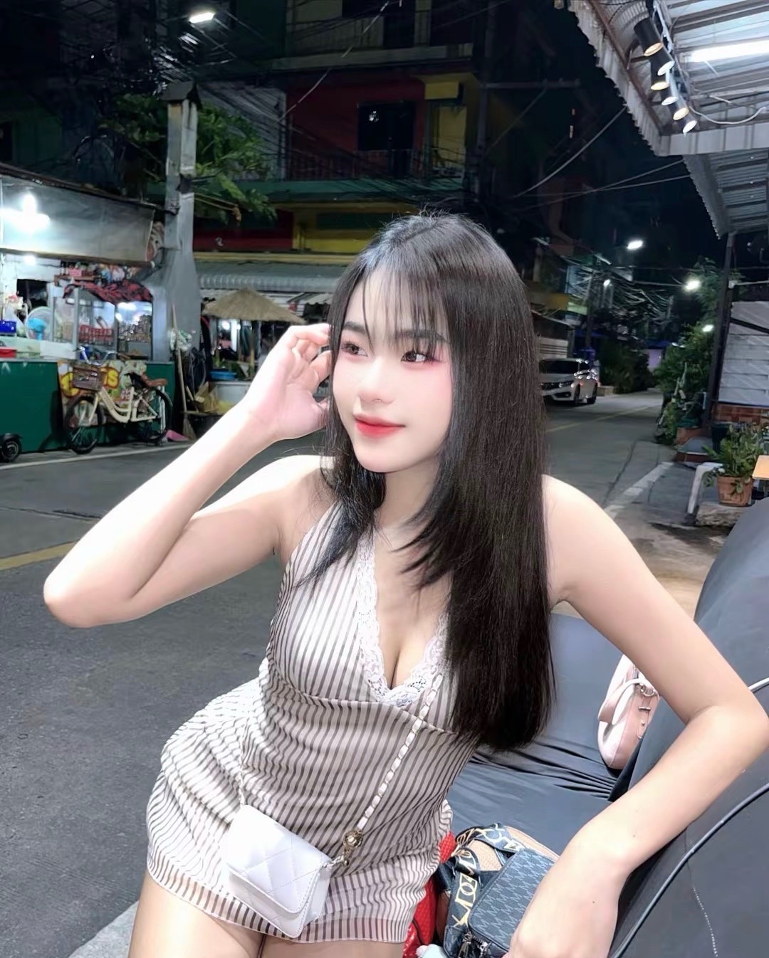 เนโกะ bang-lamung