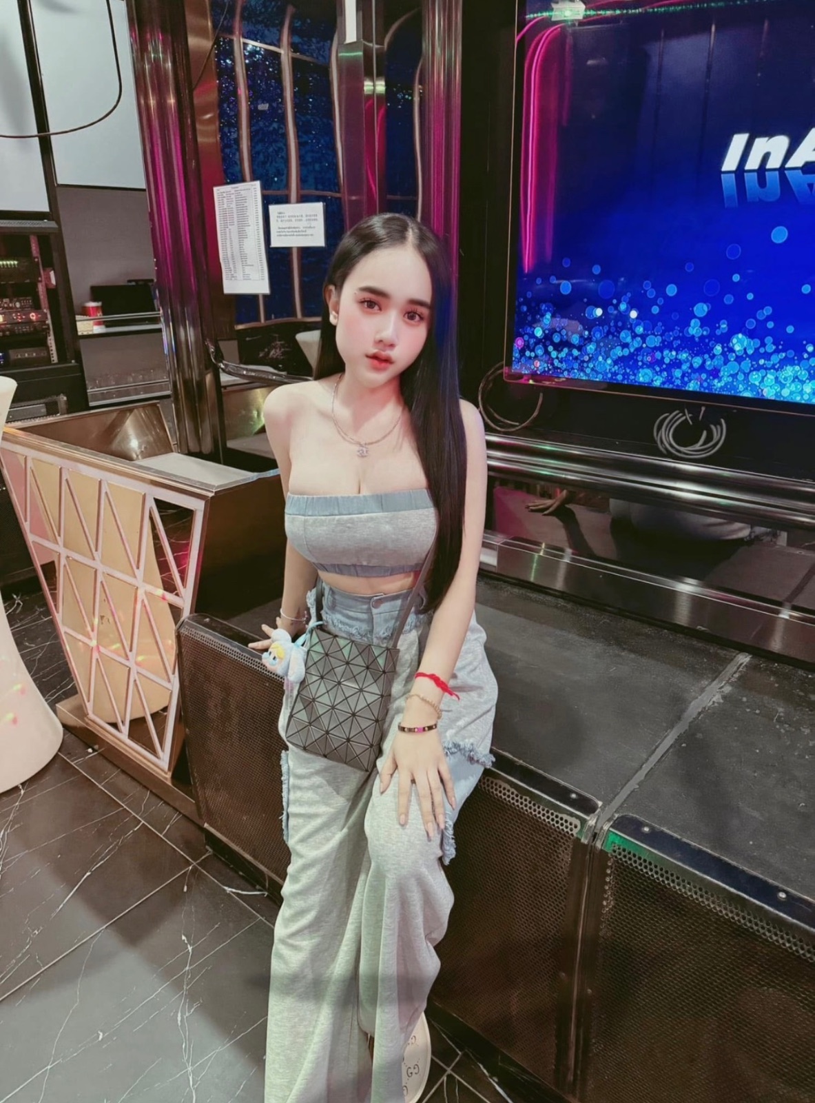 นิต้า khet-din-daeng