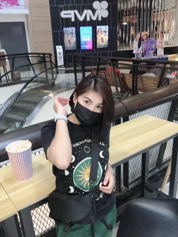 โมเม ไซด์ไลน์ รัตนาธิเบศร์40