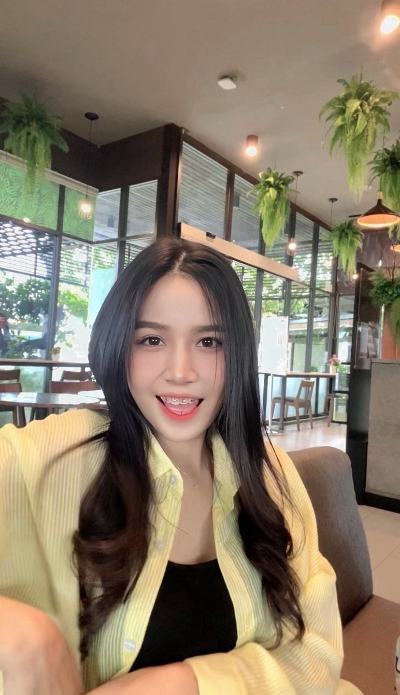น่ำตาล เขตห้วยขวาง
