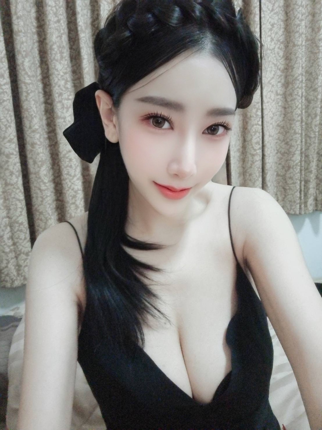 พราว