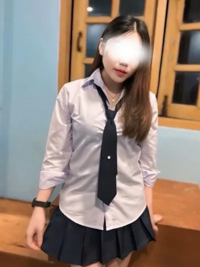 Aommy Mmi khet-huai-khwang
