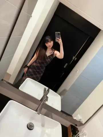 Chse Jes Premium Pr Girl, Saphkdinrabid profile photo in Phra Khanong