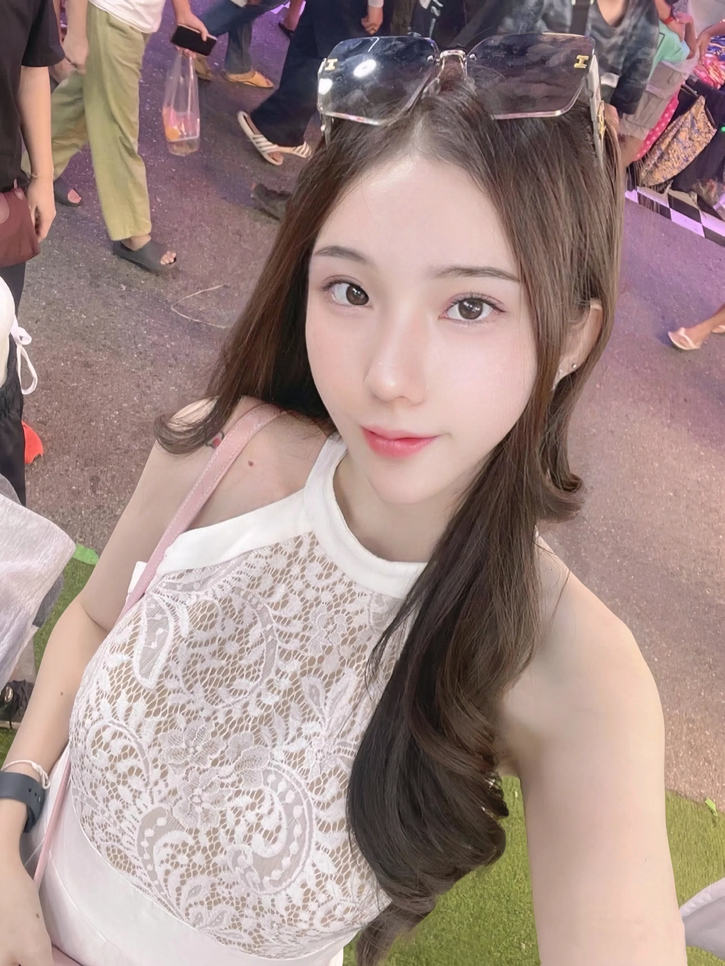 อิงฟ้า