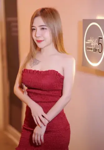 👧 Nong Yipun (hyingth) Ayu​22 Rbngan On Nut Sukhumvit 77 Bang Na Udmsukh Srinakarin profile photo in Phra Khanong