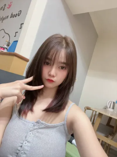 🍑 Nong Minsn Ayu 20 Twlk Nmhy Wbangkrbe🩷lukkhruengkahli🩷 khet-bang-na