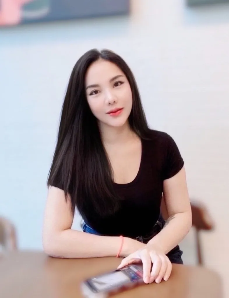 หมอจอย นมแท้ จูบแลก