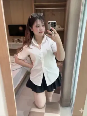 คริสตัล ไซด์ไลน์ รัตนาธิเบศร์ 40