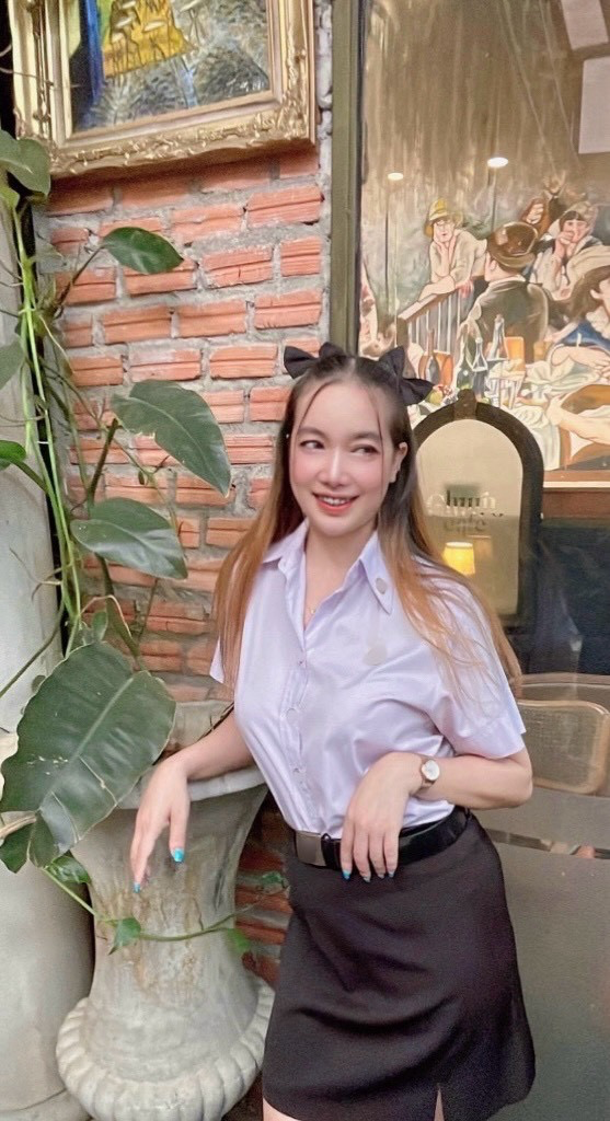 พิงค์พลอย
