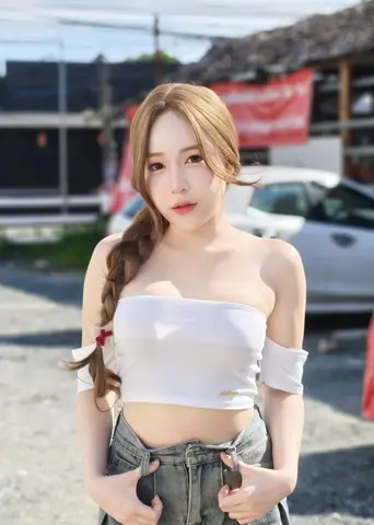 เอมี่ ไซด์ไลน์ รัชดา 17