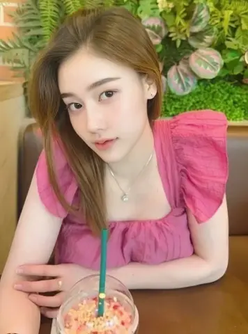 Cha profile photo in Huai Khwang