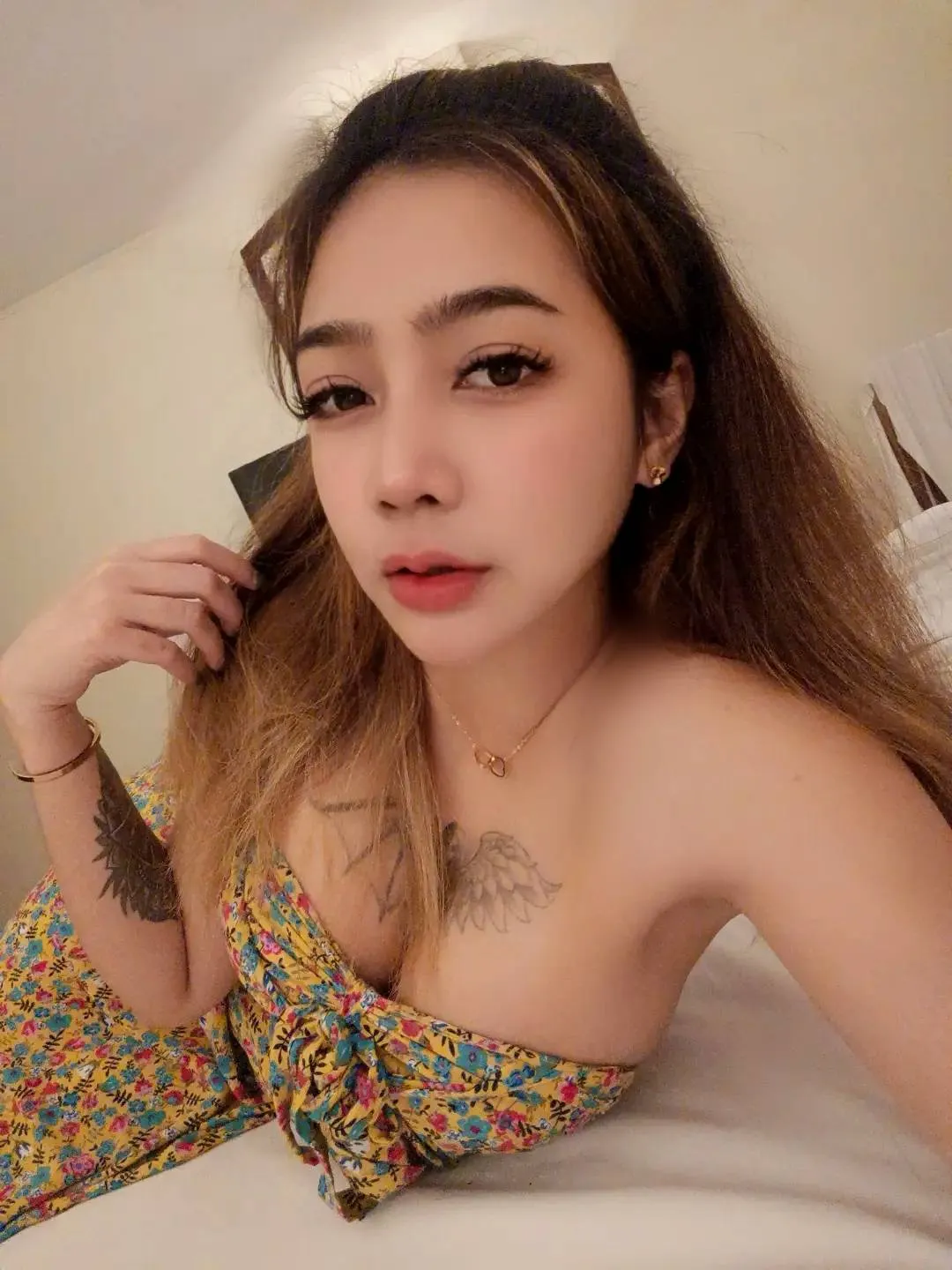 เยนา