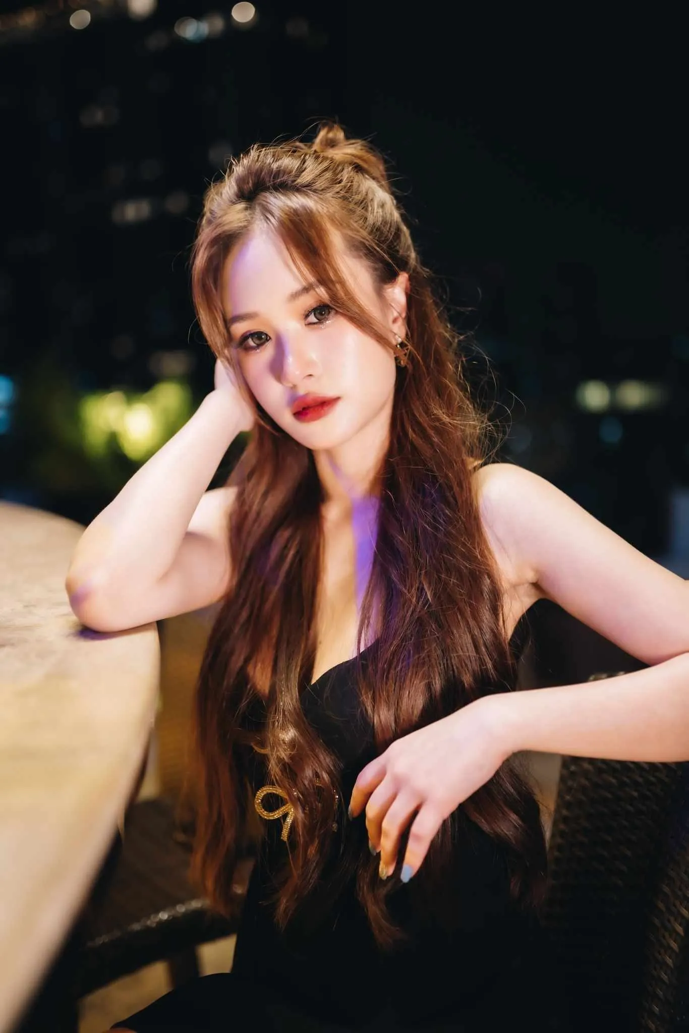 Nina นีน่า 
