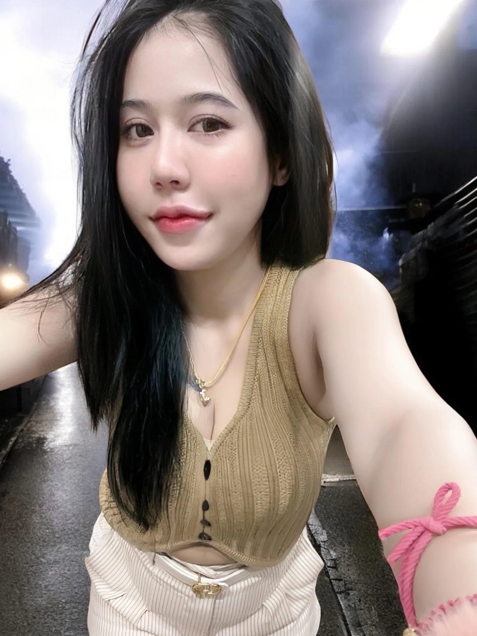 Rika Rika khet-din-daeng