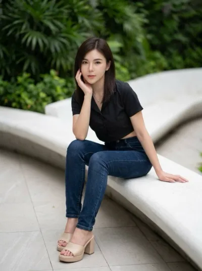 Yuri khet-bang-khae