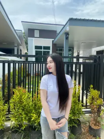 Khnmpng profile photo in Mueang Nonthaburi
