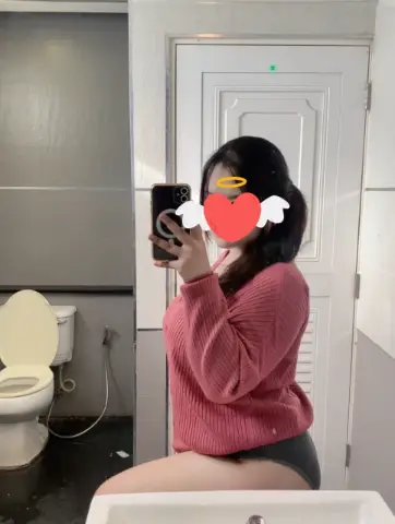 Khya profile photo in Huai Khwang