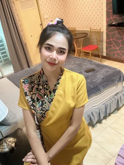 แก้ม เขตบางแค