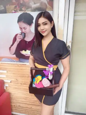 นินา ไซด์ไลน์ เพชรเกษม