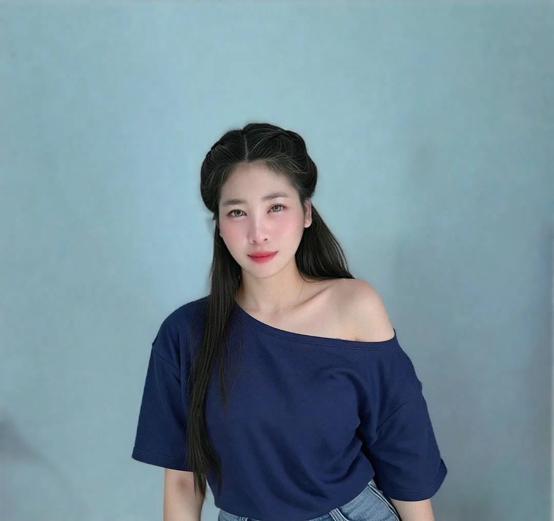 LILY khet-lat-phrao