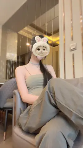 Honey profile photo in Khlong Toei