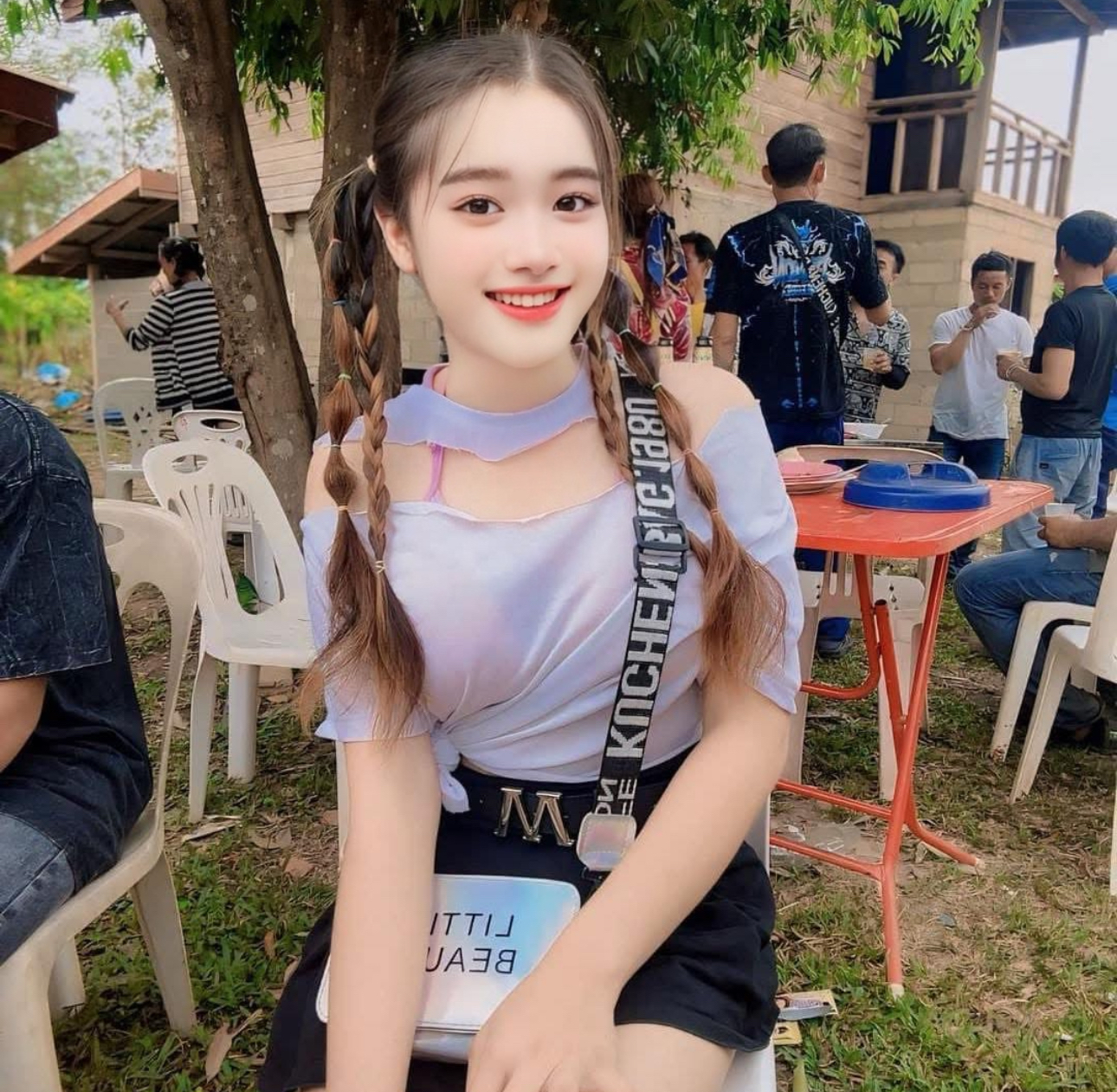 เมจิ เมืองนนทบุรี