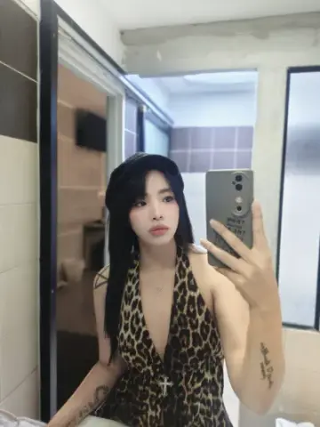 นาน่า ไซด์ไลน์ ปิ่นเกล้า