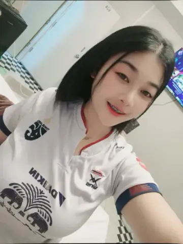 Nan ไซด์ไลน์ Sfwne