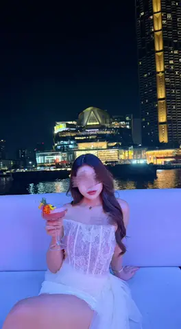 โดนัท ไซด์ไลน์ รัตนาธิเบศร์