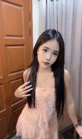 Nyhna profile photo in Thon Buri